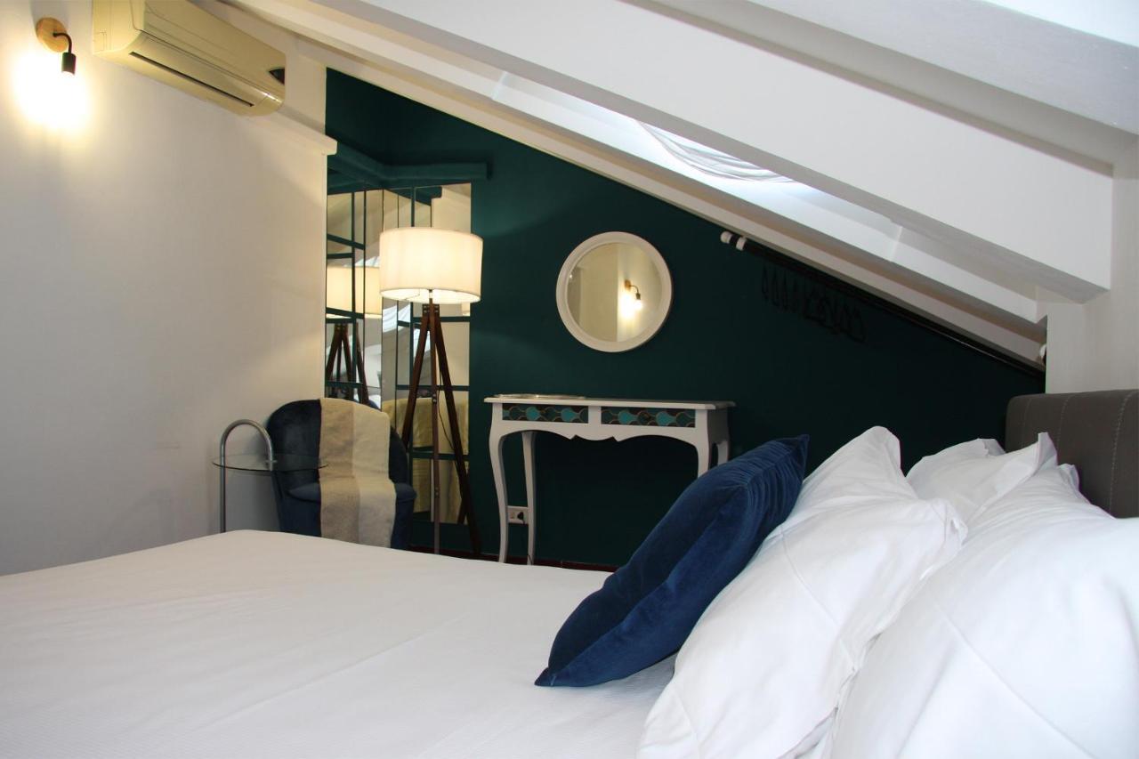 Apartment Mercanti Attic Version Mailand