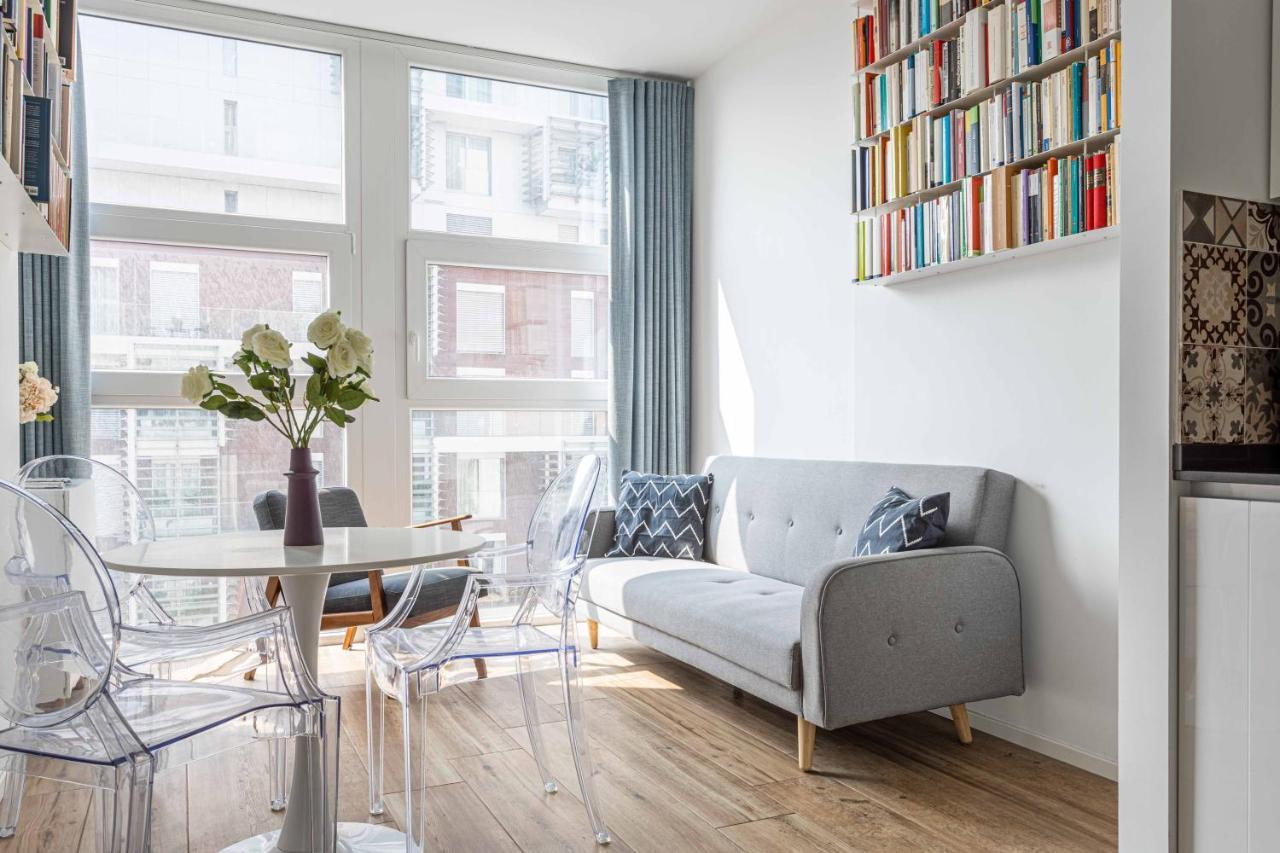 Luxnest I Porta Nuova - Via Pirelli Milão