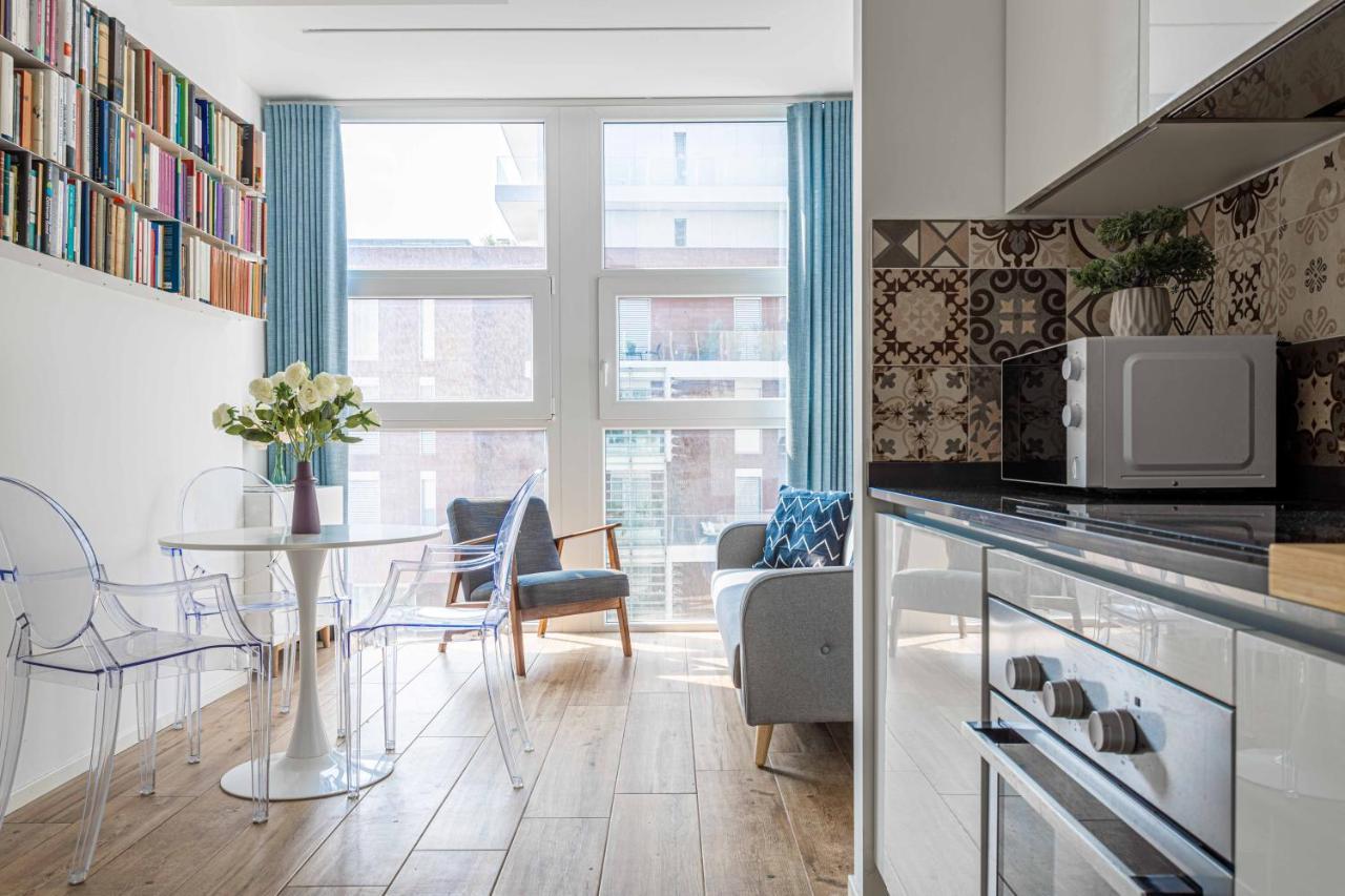Luxnest I Porta Nuova - Via Pirelli *