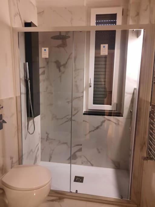 Apartamento N&ghomesweethome Raffaelloelegante Ideale Affari