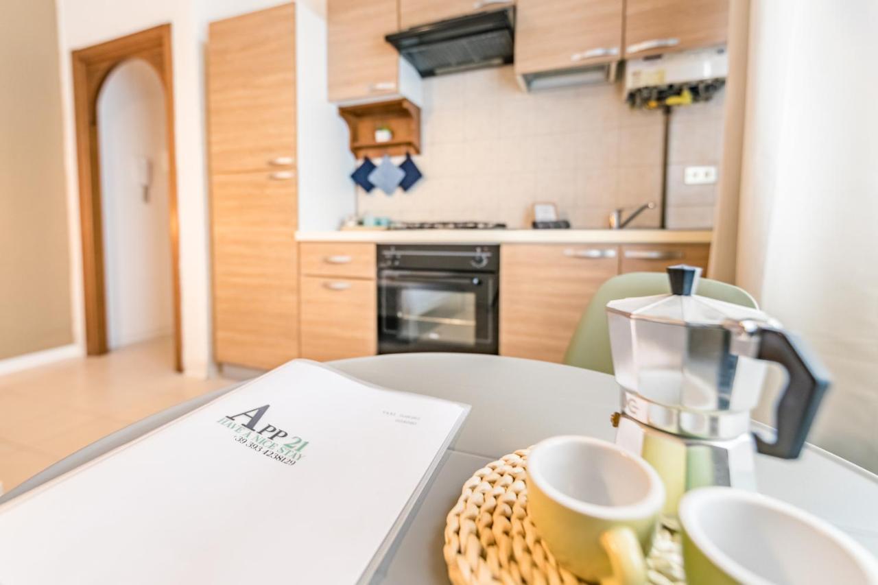 Apartment 21 *