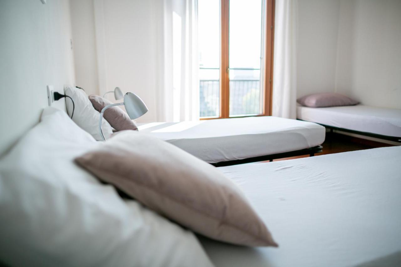 B&B Best Hostel Milano Acomodação com café da manhã 