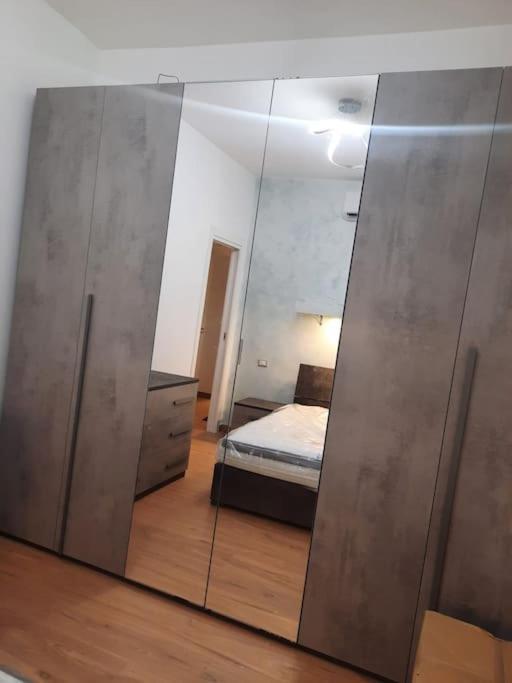 Apartamento N&ghomesweethome Raffaelloelegante Ideale Affari