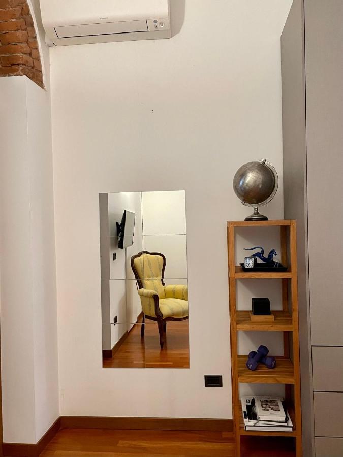 La Casa Di Ringhiera In Sarpi-sempione-moscova Milão