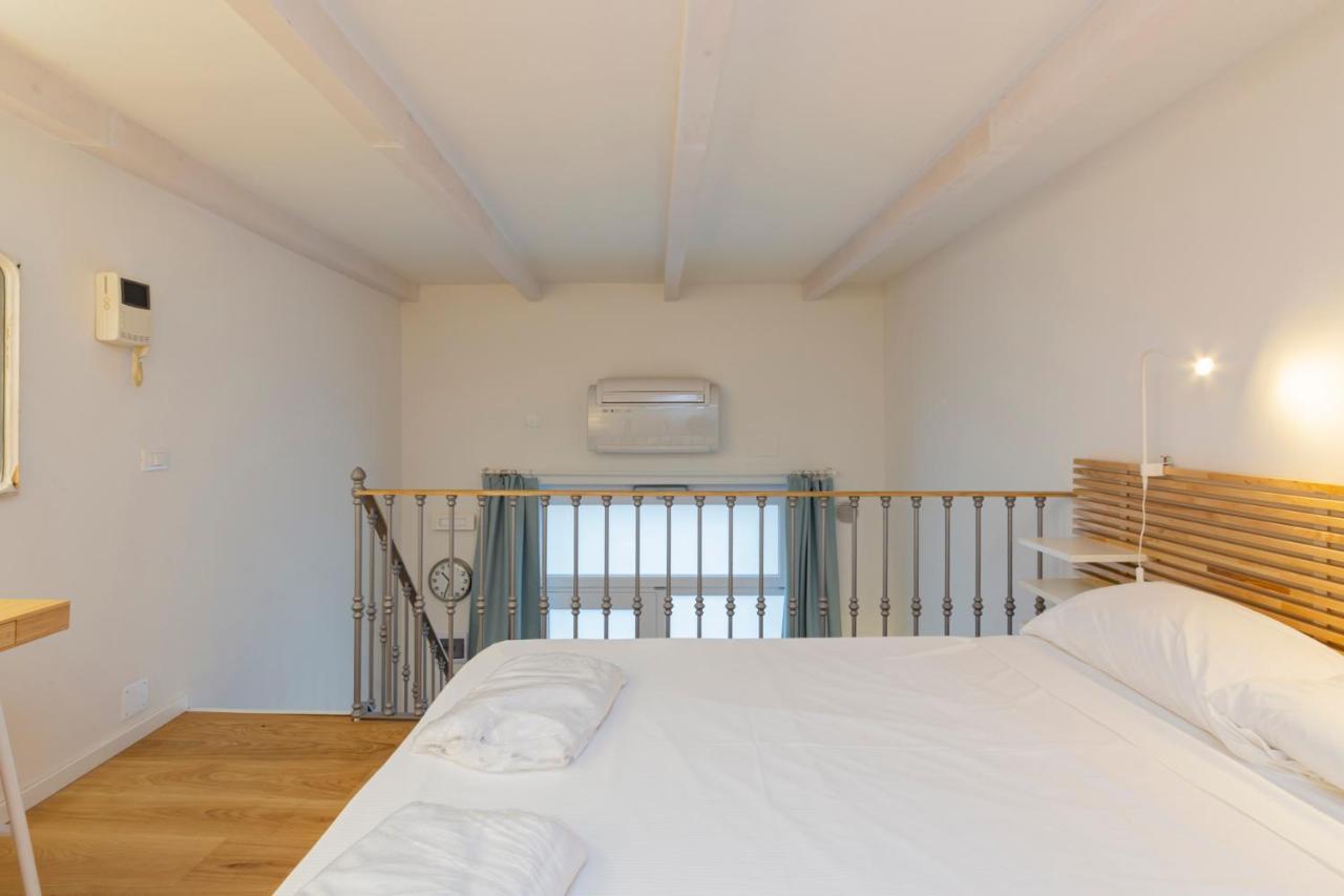 Apartment Villoresi Loft - Zona Navigli - Wifi - A.c. *