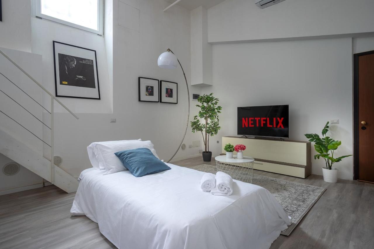 Cozy Loft - Zona Certosa - Con Wi-fi & Netflix & Parking Free In The Street Milão