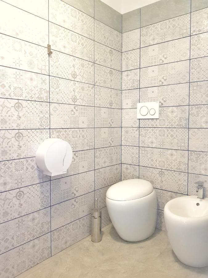 Zuretti 53 * Milão
