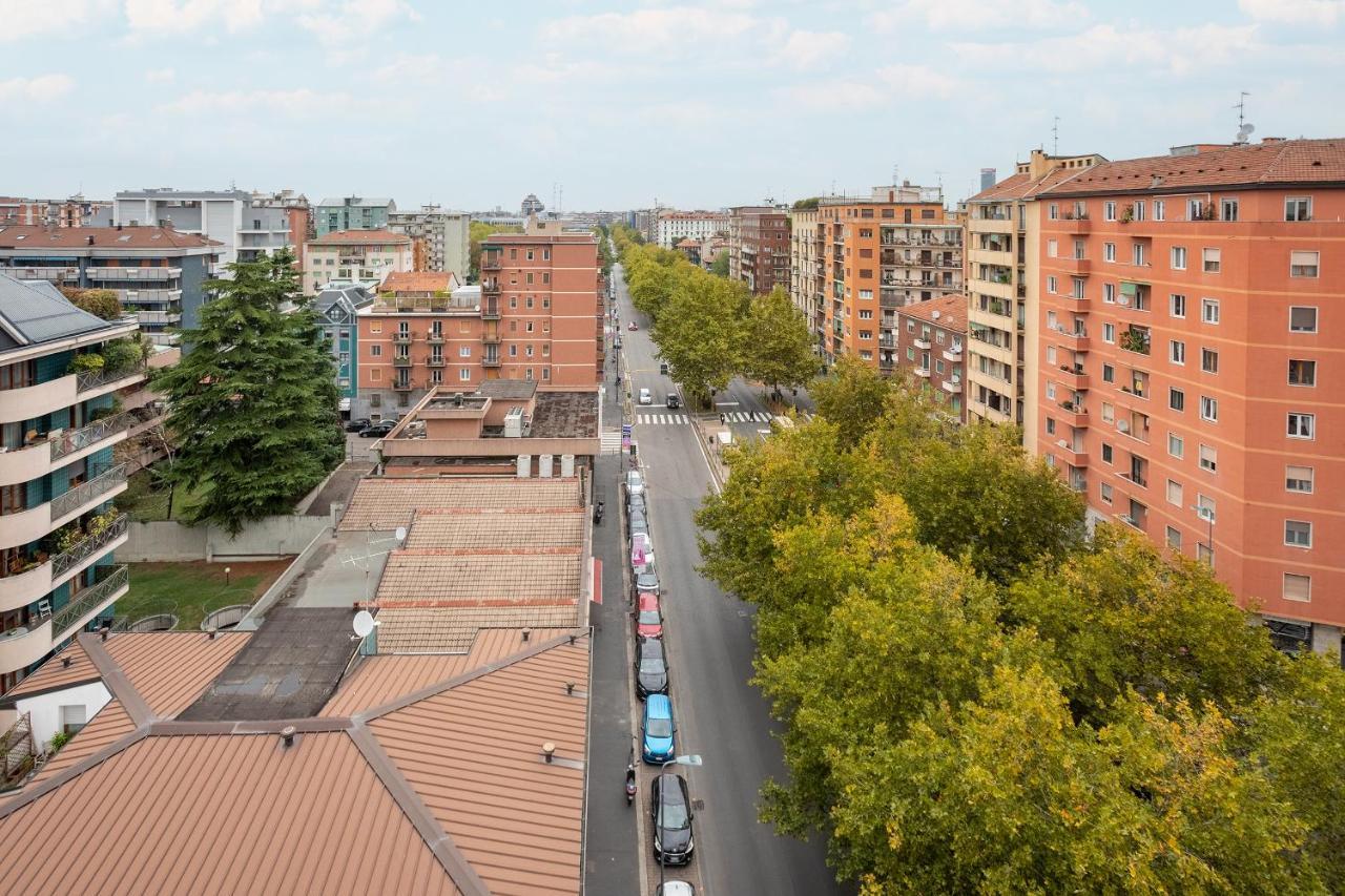 Free Parkinga Due Passi Da Navigli Con Balcone