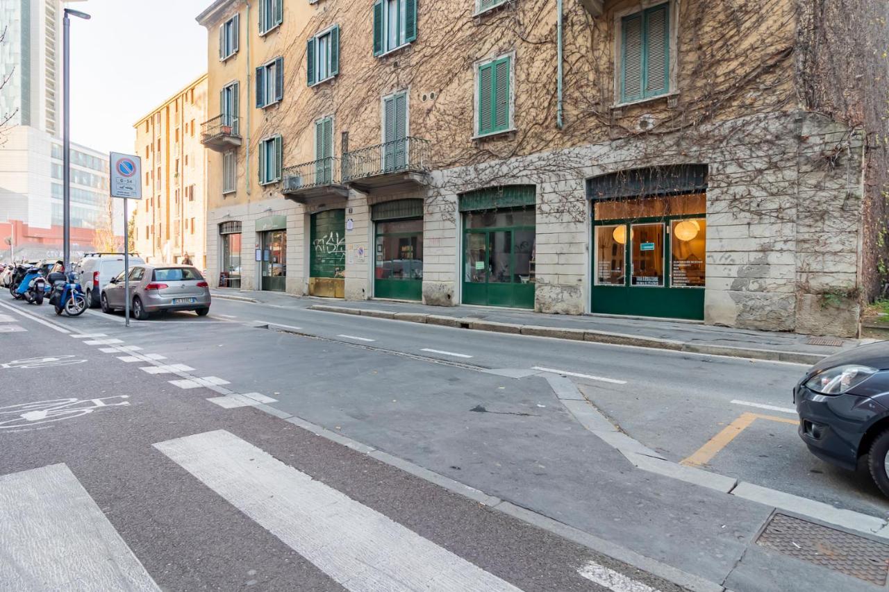 Lovely Flat De Castilla 7 * Mailand