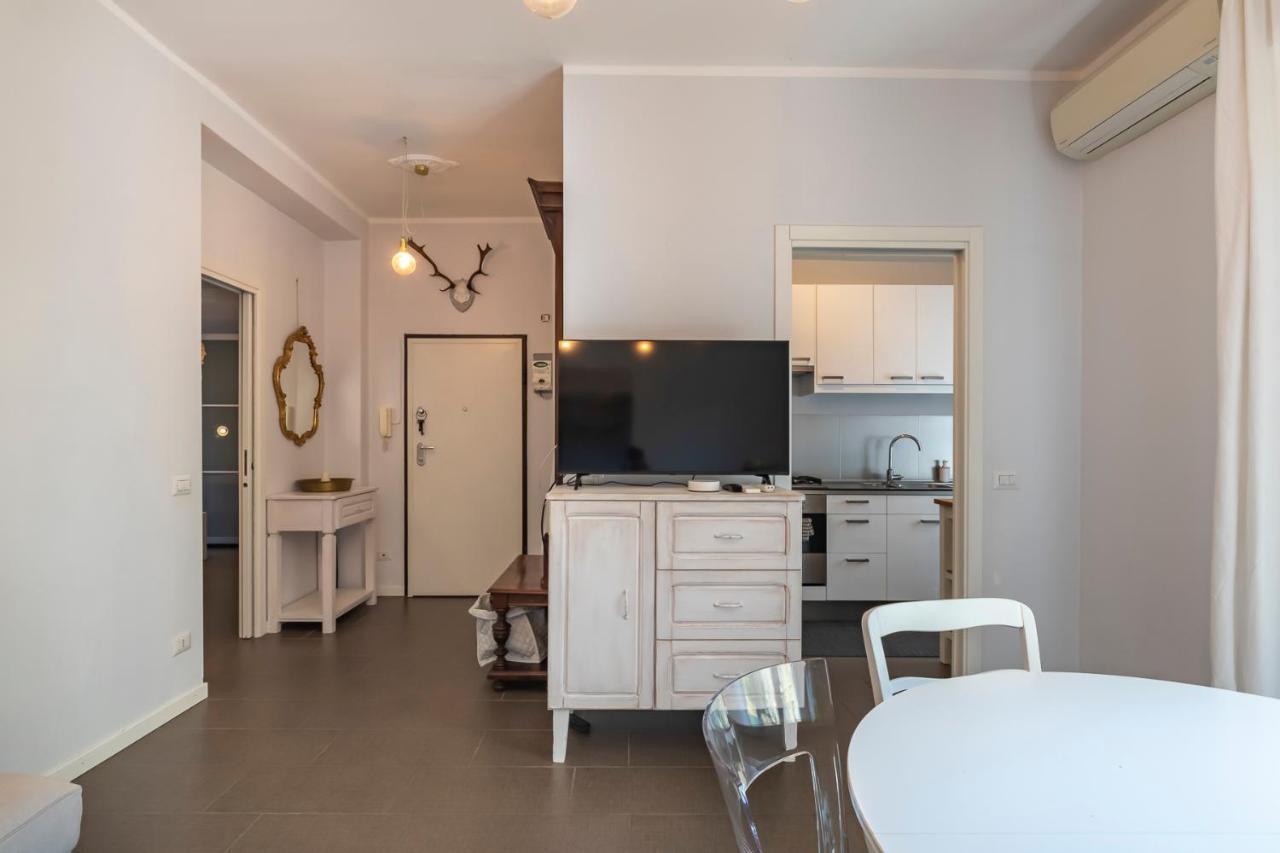 Renovated Flat Medeghino 24