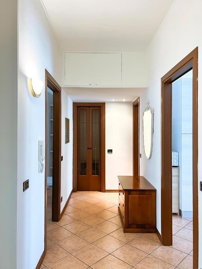 Apartment Amply Lit Harmony Via Brocchi