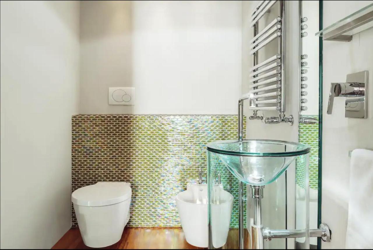 Unique Penthouse 10 Steps From Duomo Apartamento