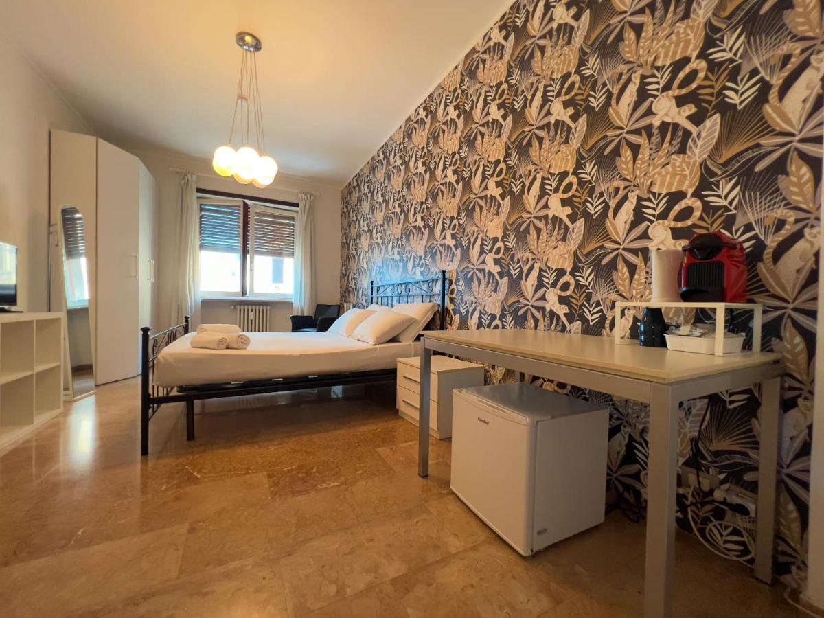 Appartme Seveso 40 Acomodação com café da manhã  *