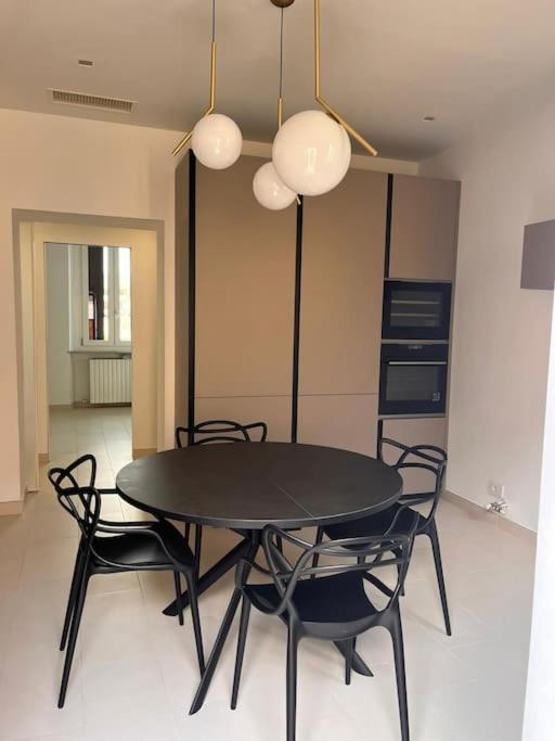Nel Cuore Della Citta Apartamento Milão