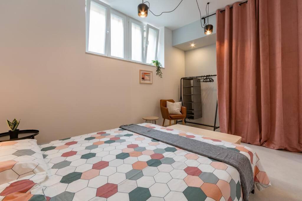 Champagne Loft *