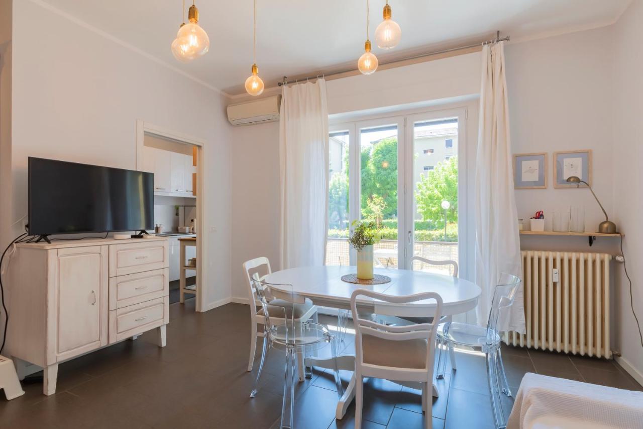 Apartment Renovated Flat Medeghino 24 Mailand