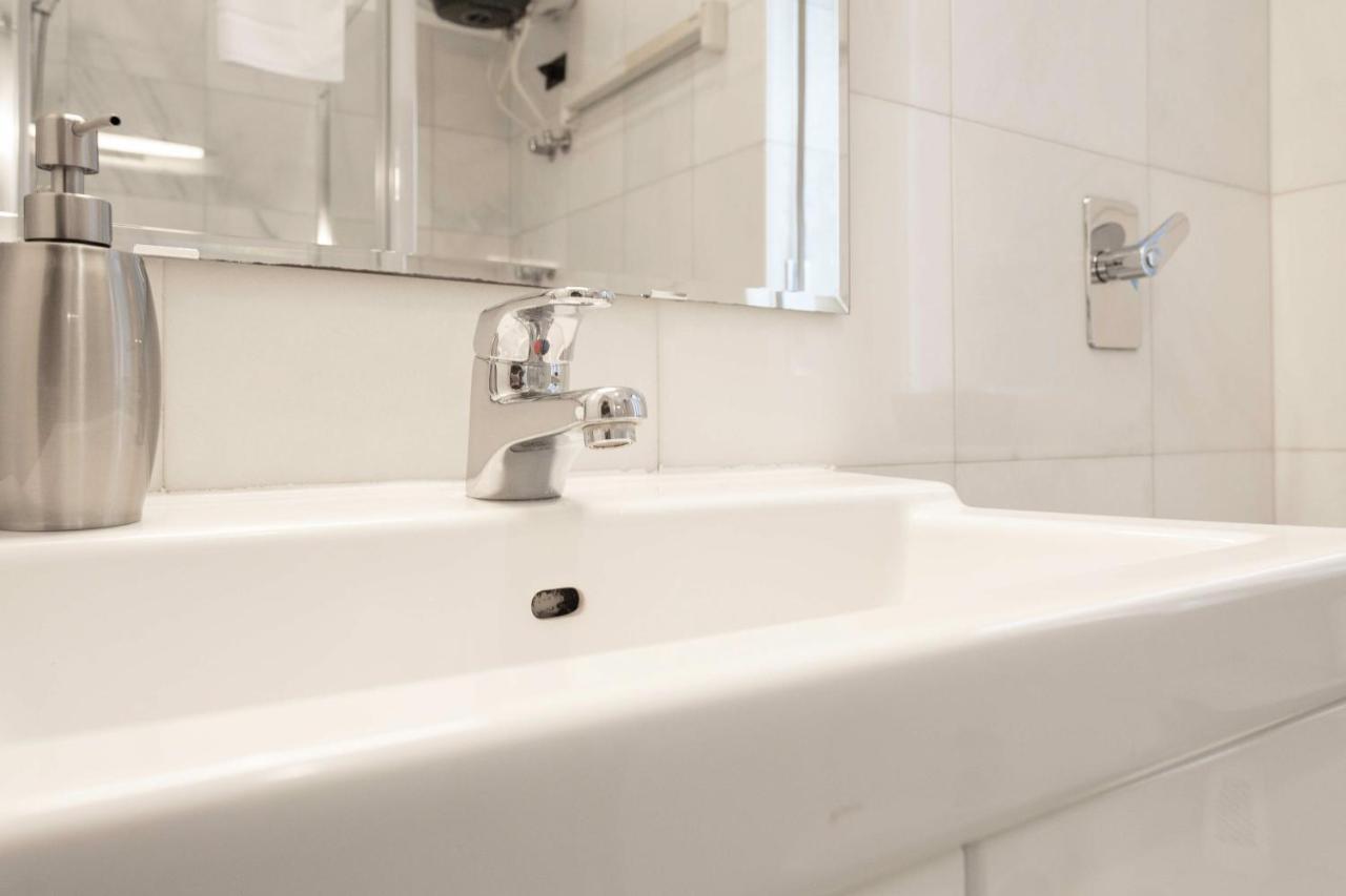 Luna Homes - In Corso Sempione Apartamento *