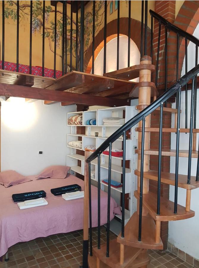 Flat Nirmala Studio-shop Apartamento