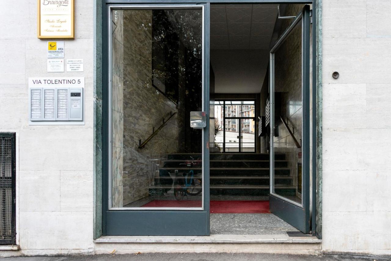 Apartamento Luna Homes - In Corso Sempione *