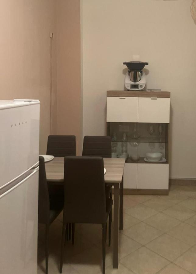 Piazza Bottini Lambrate Fs E M2 * Mailand