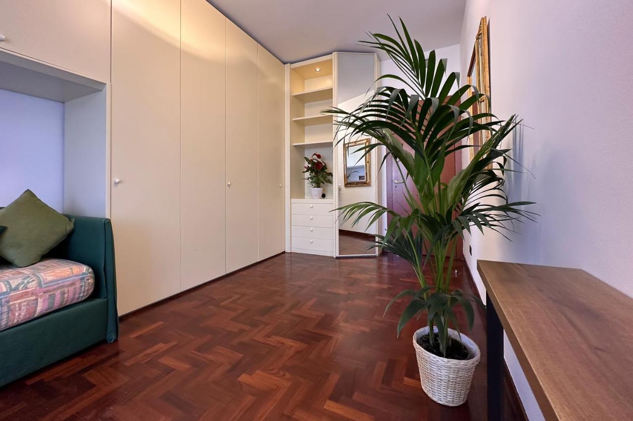 Emeraldway - Bellissimo In Zona Sempione-tre Torri Apartment