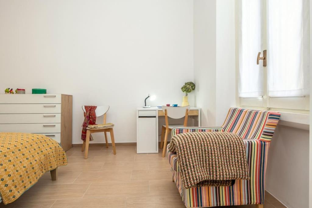 Liberty House, In Stile Retro! Mailand