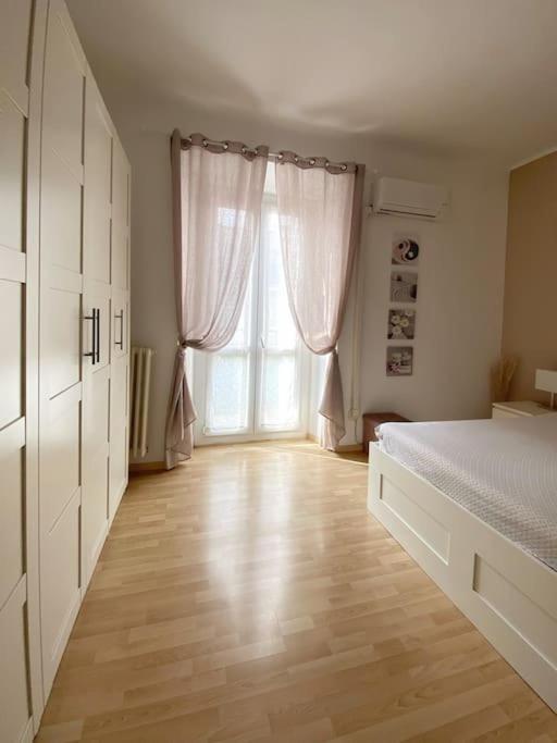 Apartment Chic Design Flat In Piero Della Francesca Milan