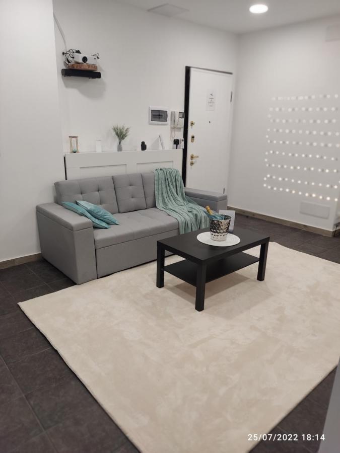 ! Tiffany ! Cinema - Metro 5 Min - 70mq Apartment Mailand