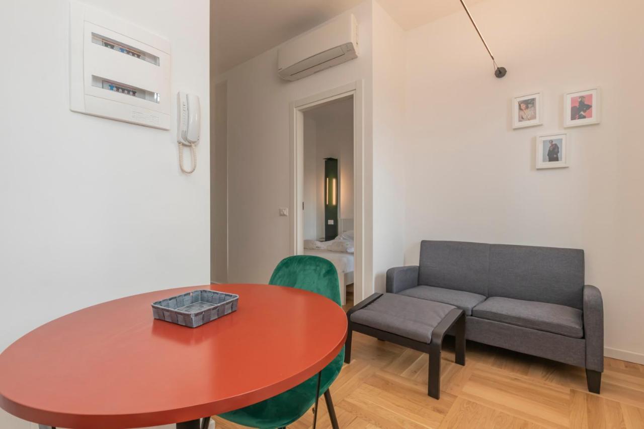 Apartment Luxury Savona 65 *