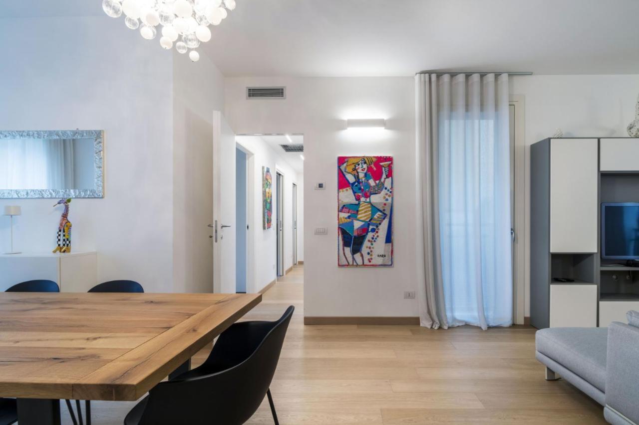 Apartment Easylife - Moderno Ed Elegante Trilocale In Corso Garibaldi