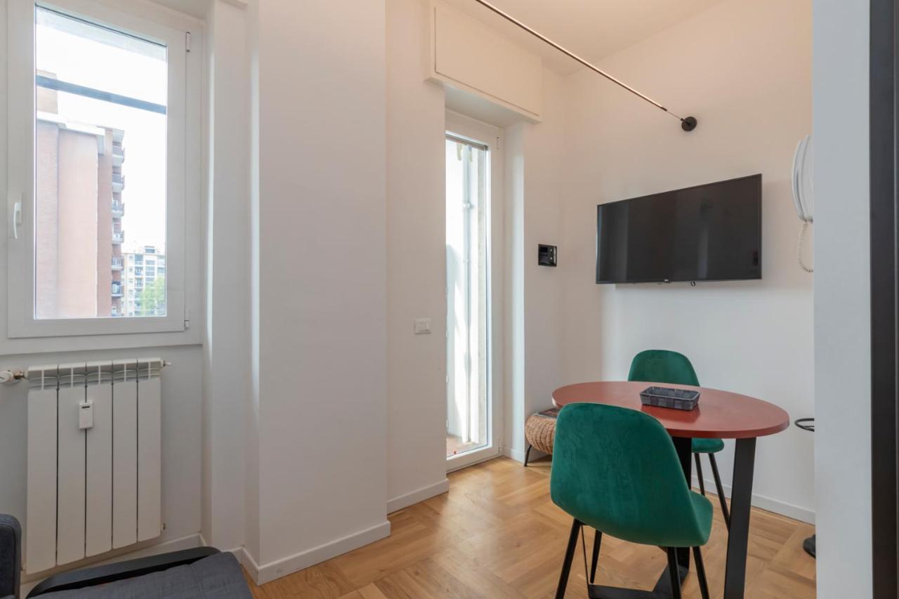 Luxury Savona 65 * Mailand