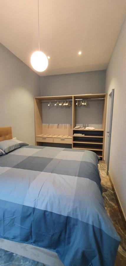 Blu Maison Duomo Centro Piazza Diaz Apartment