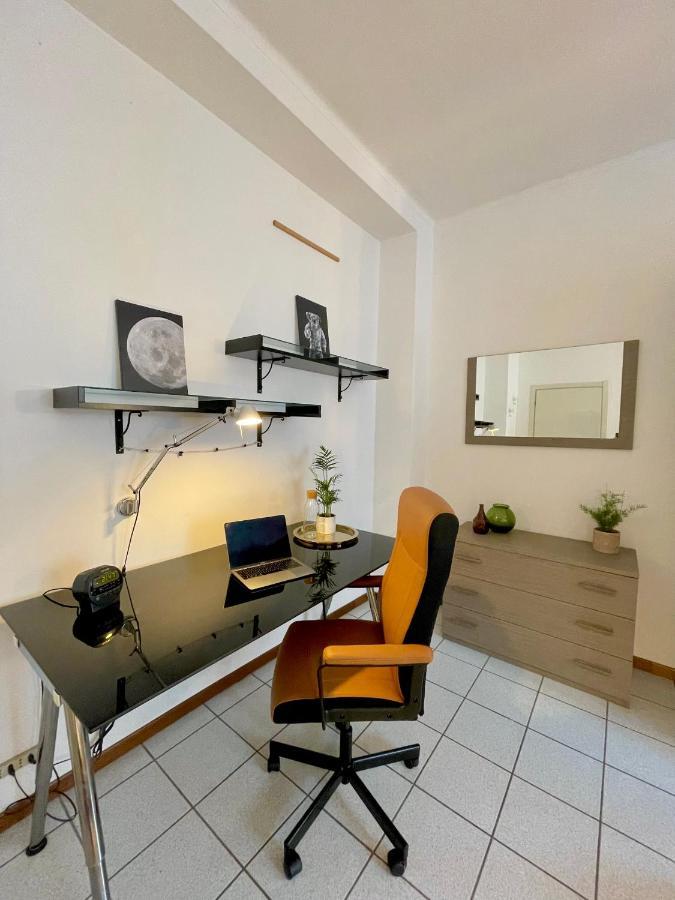 Homiesam - Yellow Dream & City Life Apartment