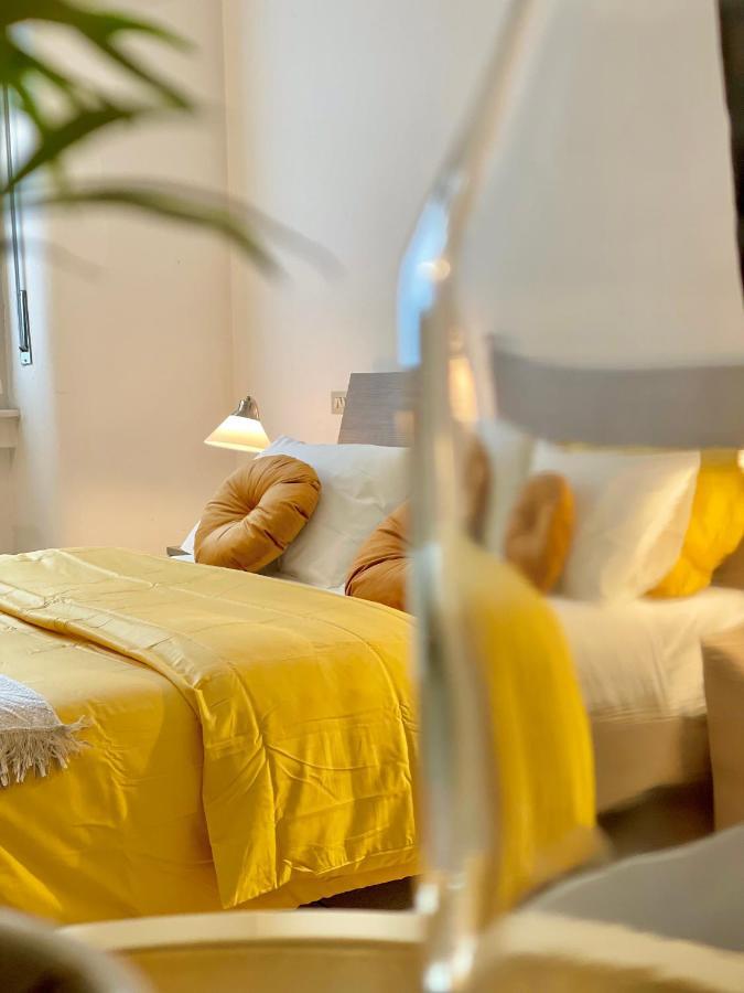 Homiesam - Yellow Dream & City Life Apartment