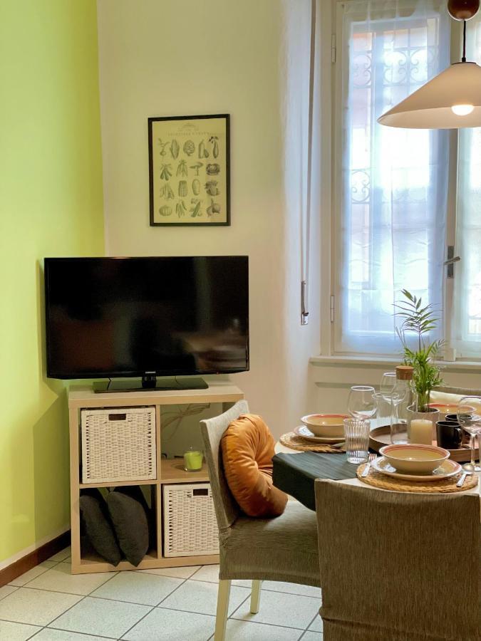 Homiesam - Yellow Dream & City Life Apartment