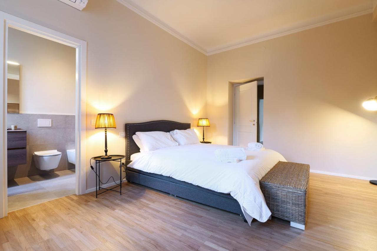 Apartment Luxury San Babila Mailand