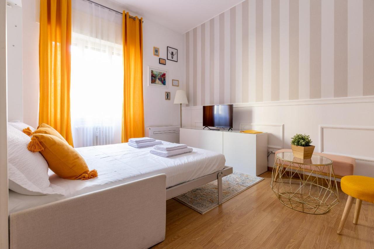 Apartment Piccola Parigi Design