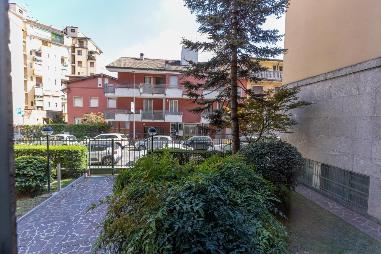 Apartment Piccola Parigi Design