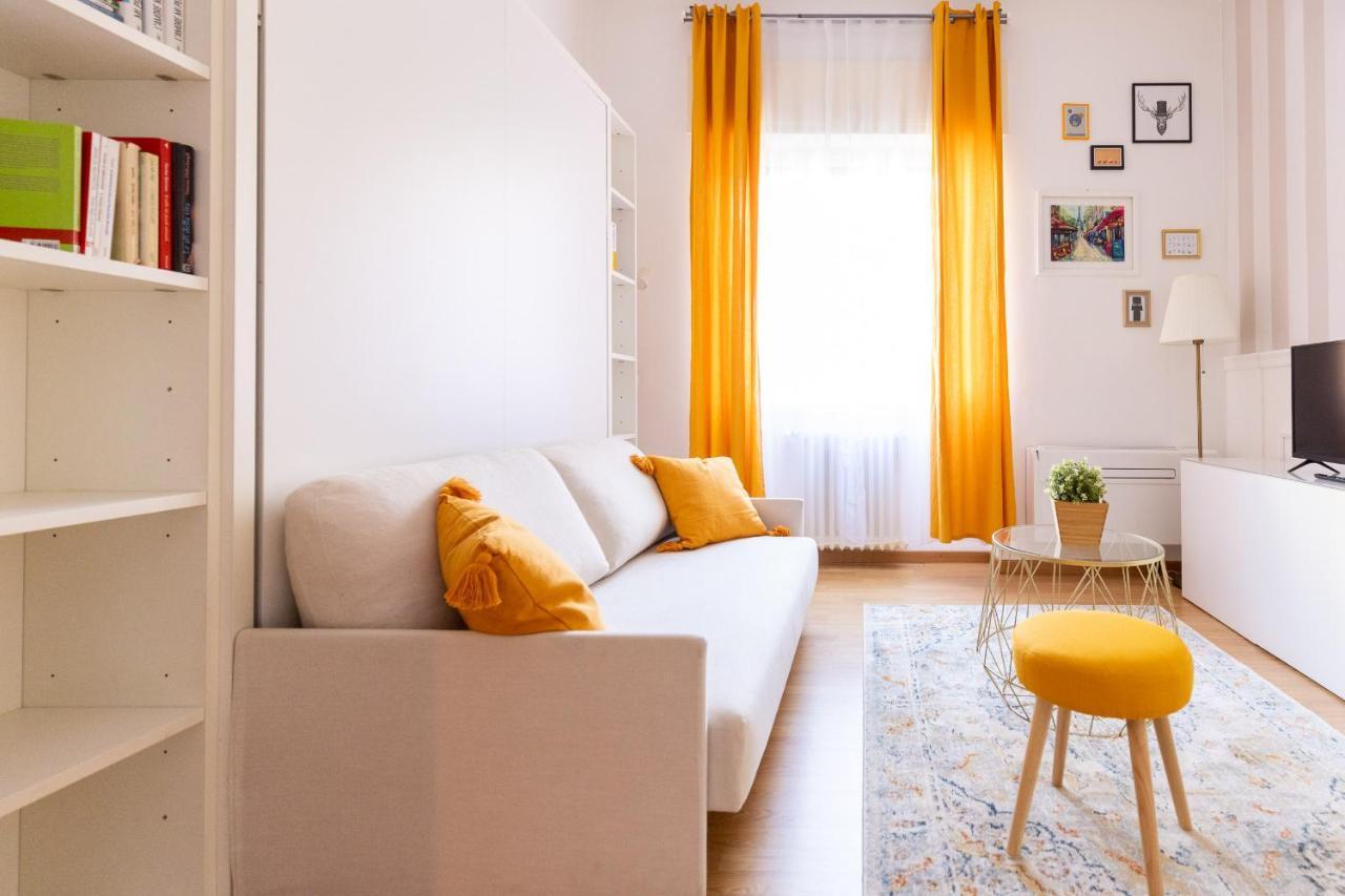 Piccola Parigi Design Apartment Milan