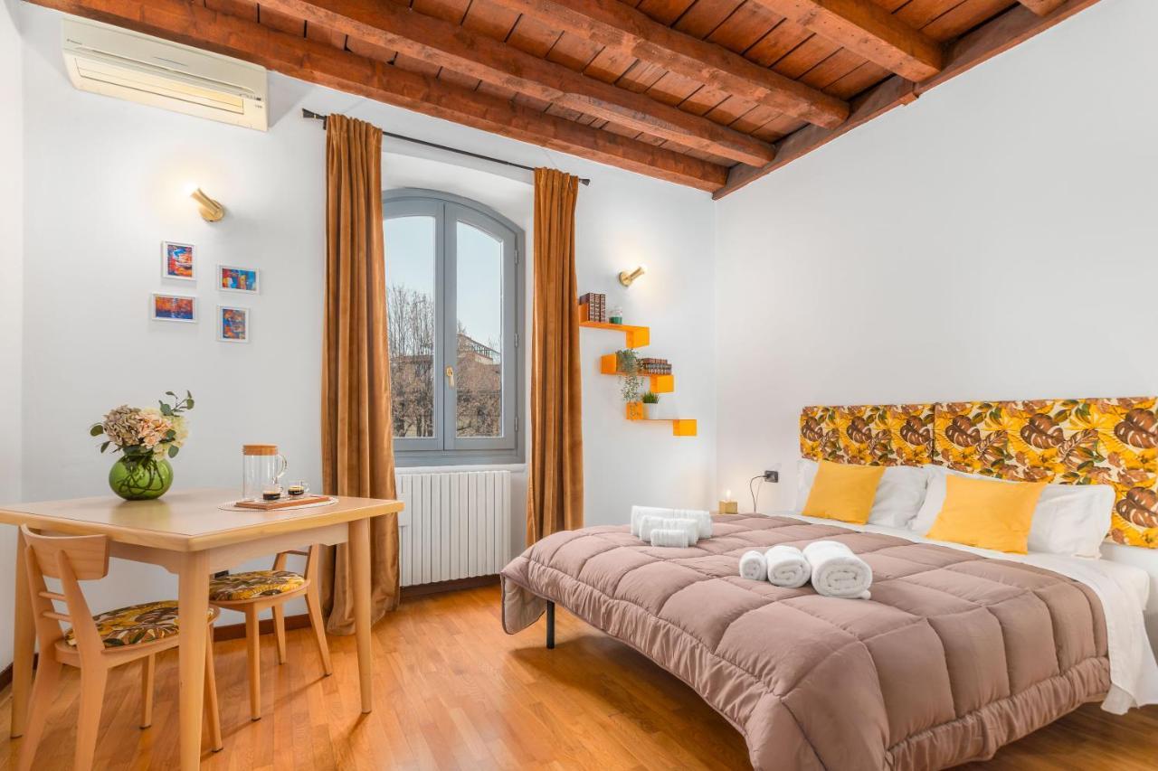 Conciliazione-centralissima Apartment Milan