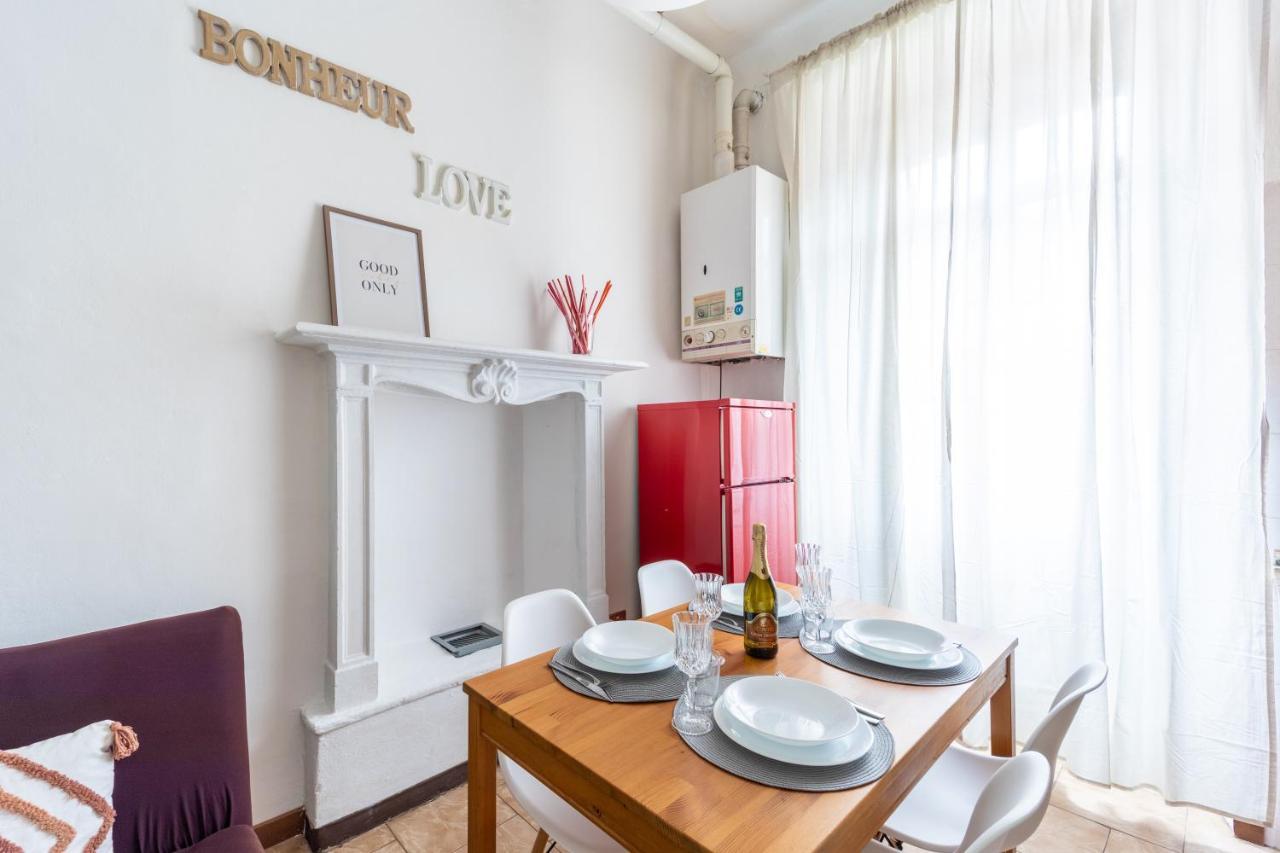 Apt Vicino Metropolitana Porta Romana, 4 Minuti Da Duomo, Free Wifi&netflix * Milão