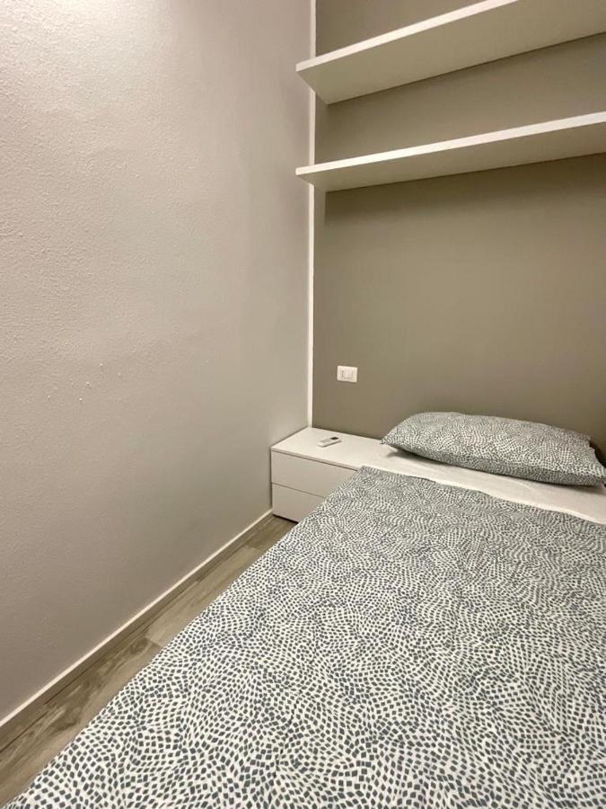 Apartment Navigli Mailand