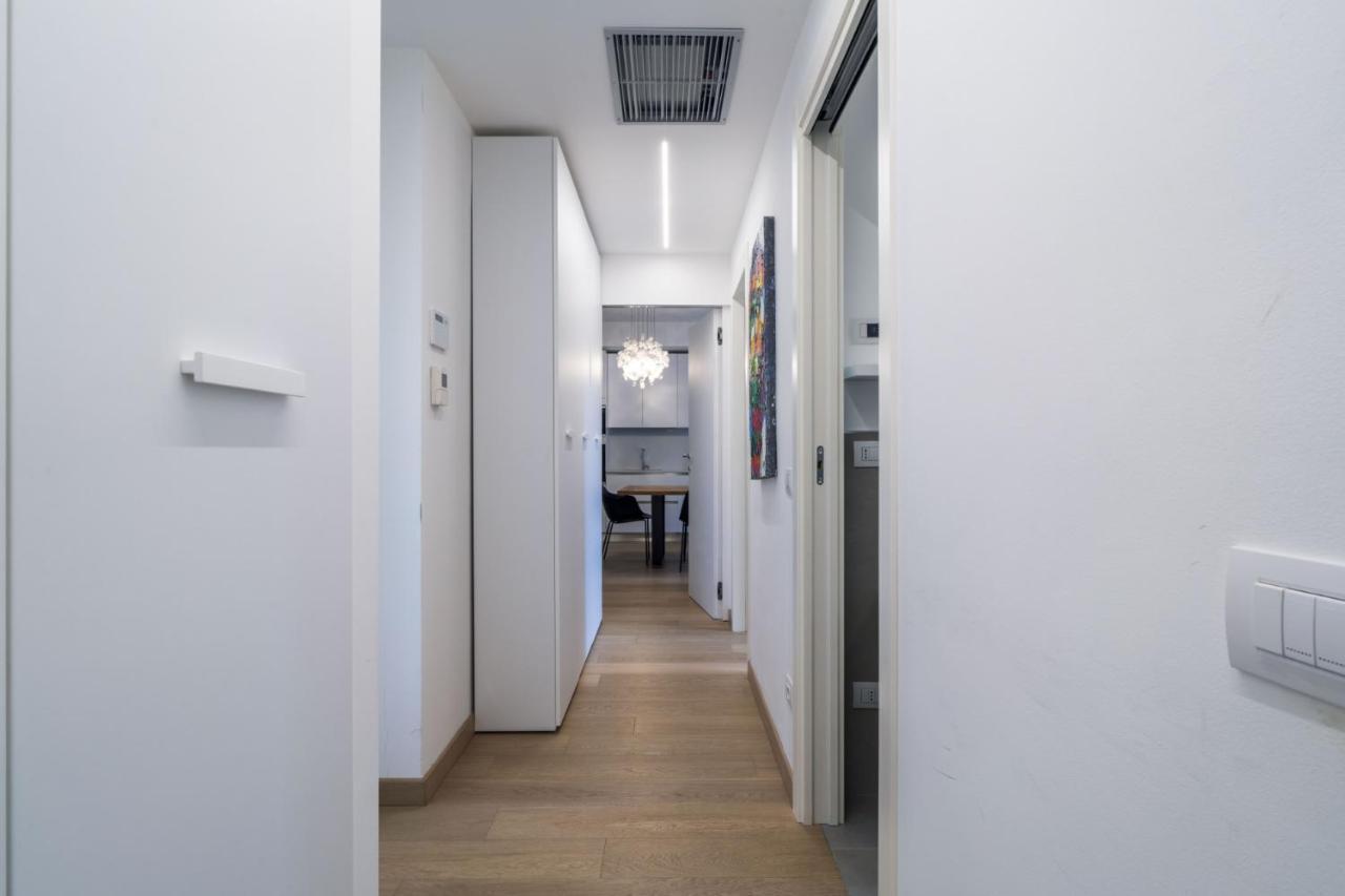 Easylife - Moderno Ed Elegante Trilocale In Corso Garibaldi Apartment