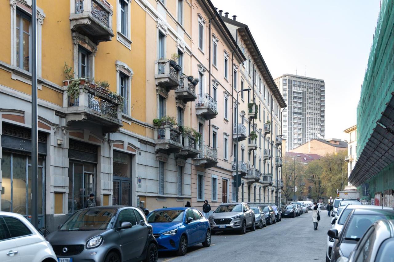 Apt Vicino Metropolitana Porta Romana, 4 Minuti Da Duomo, Free Wifi&netflix Apartamento Milão