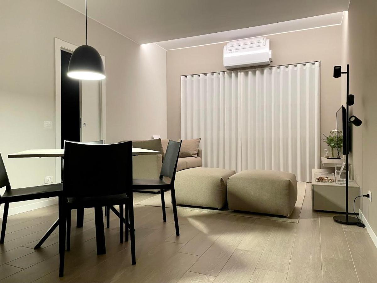 New High Quality In The Center Of Apartment Mailand