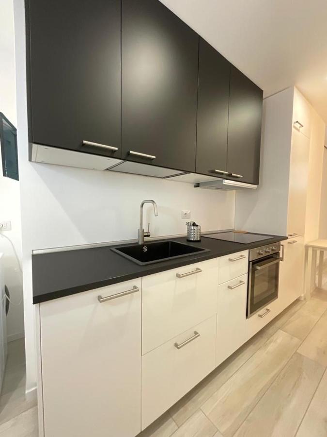 New In Central Apartment *