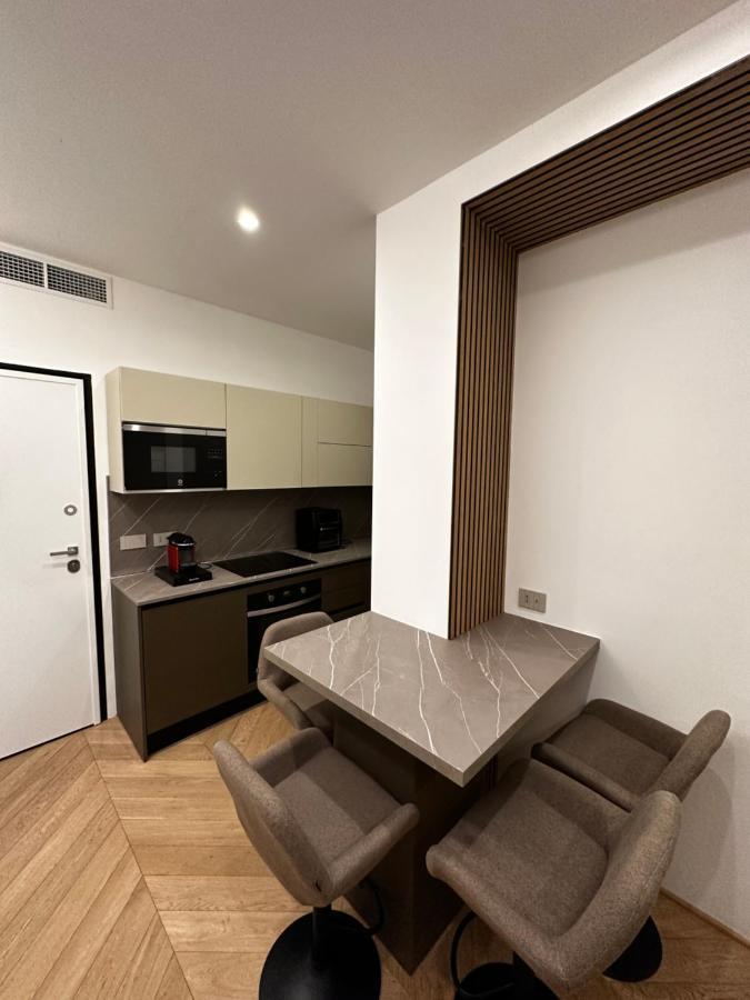 Apartment Bilocale Luxury A 50 Mt Dalla Stazione Di Mailand