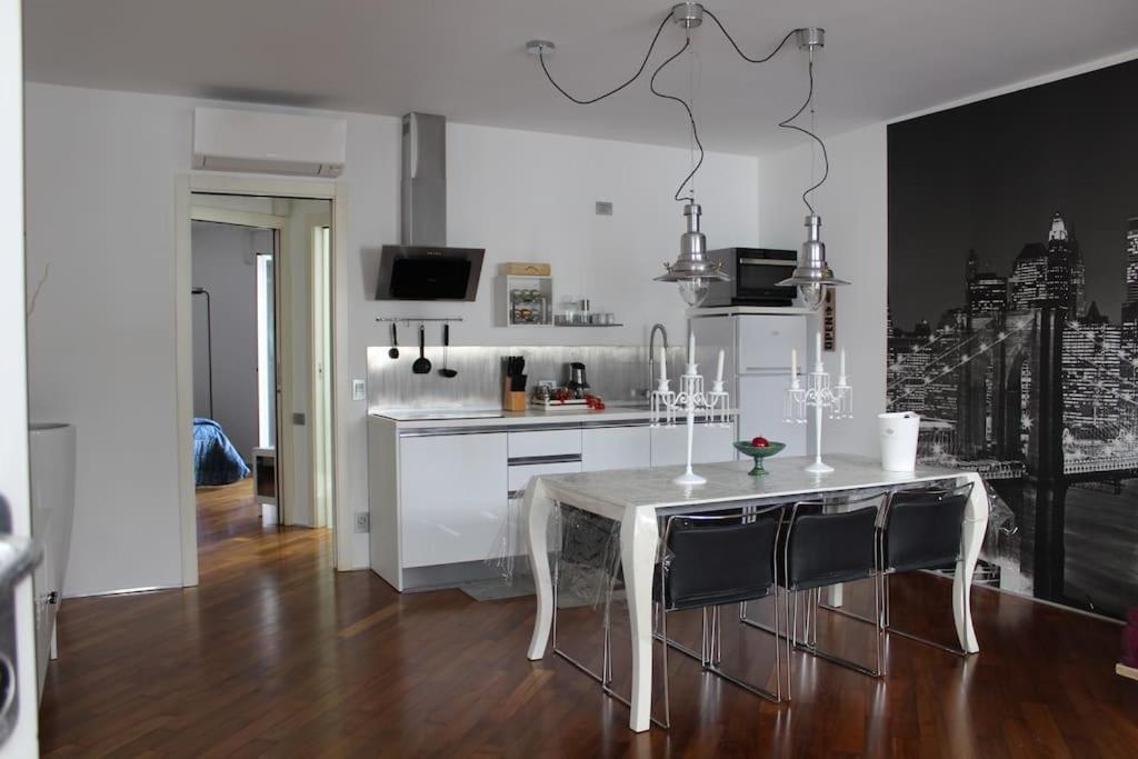 Con Terrazzo Apartment