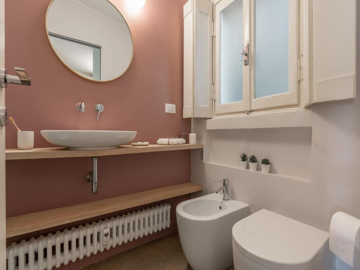 The Rent - Lovely One-bedroom In Moscova *