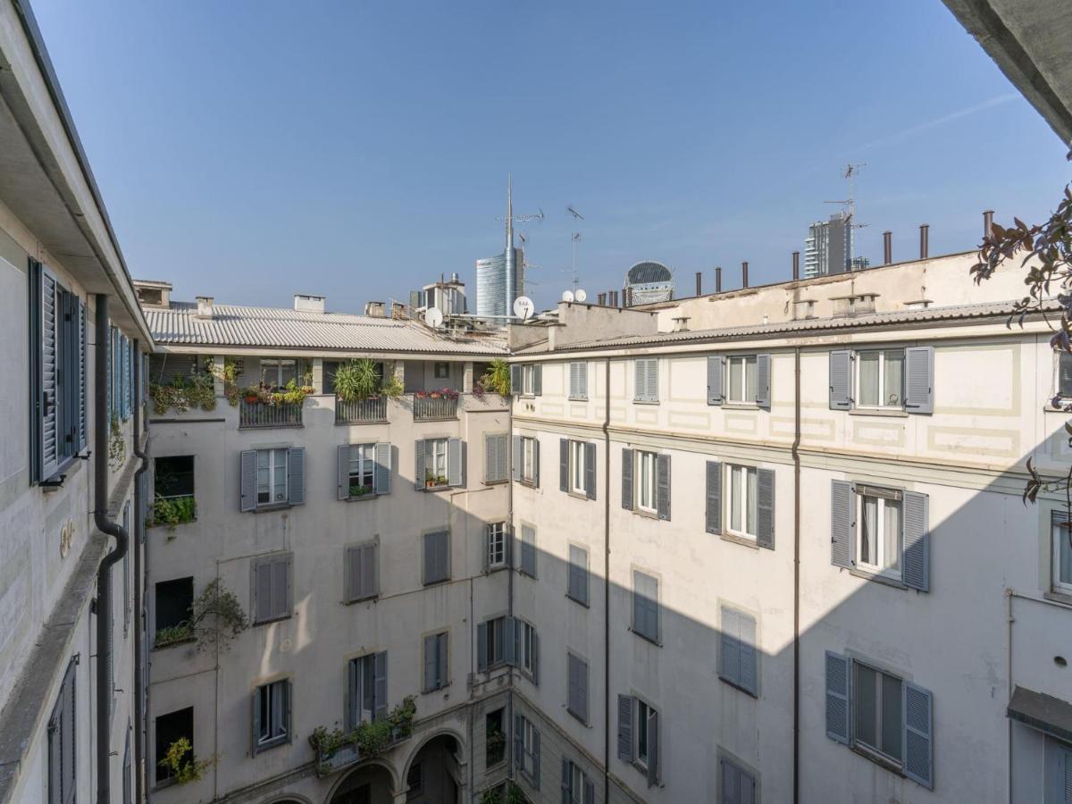 The Rent - Lovely One-bedroom In Moscova Mailand